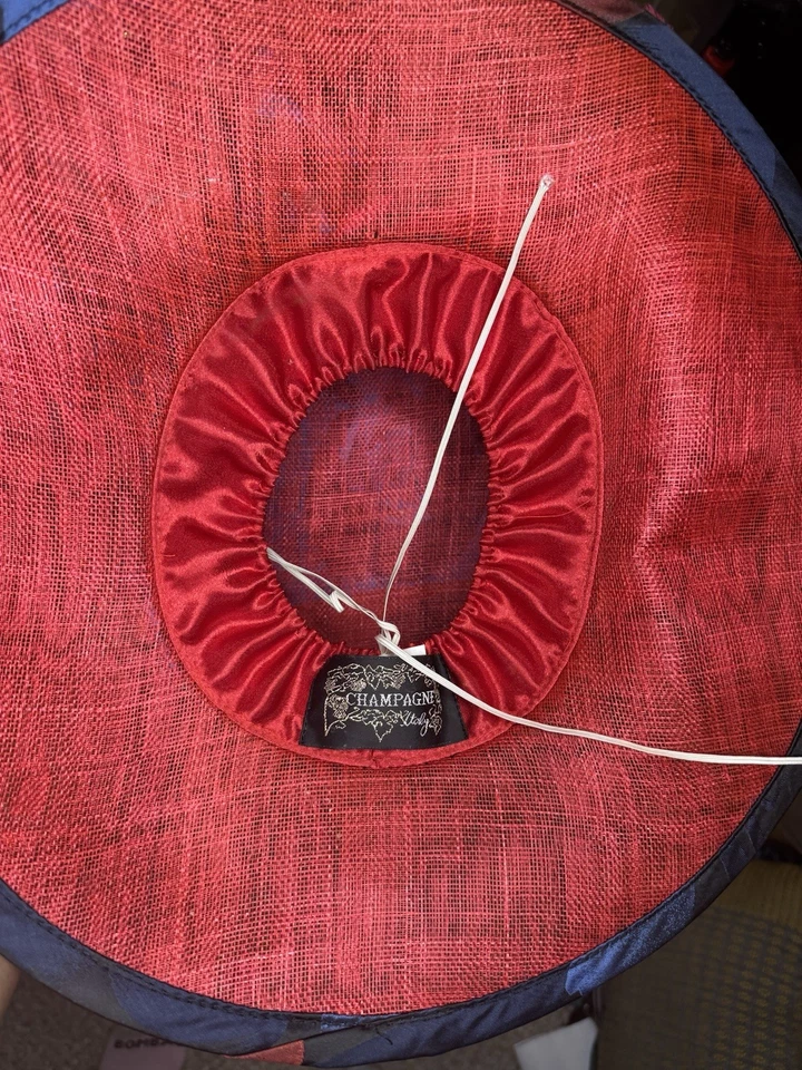 De colección de Champagne Italia Damas Novedad o Kentucky Derby Sombrero sin precio de reserva usado Foto 2 de 4