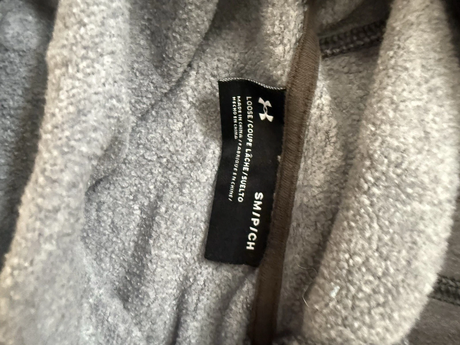 VETEMENTS Felpa con cappuccio donna Under Armour. Taglia piccola e azzurro