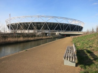 Photo A3 Olympic Stadium and City Mill River Bow/TQ3682 The Olympic Par c2016