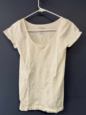 Three Bird Nest White Scoop Neck Short Sleeve Tee Shirt Top