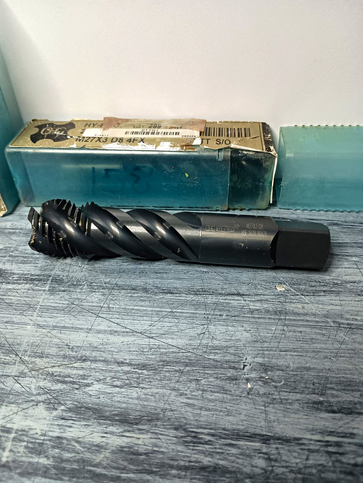OSG HY-PRO M27x3 Spiral Flute Tap M27X3 D8 4FX 2TTN1 Model M27X3