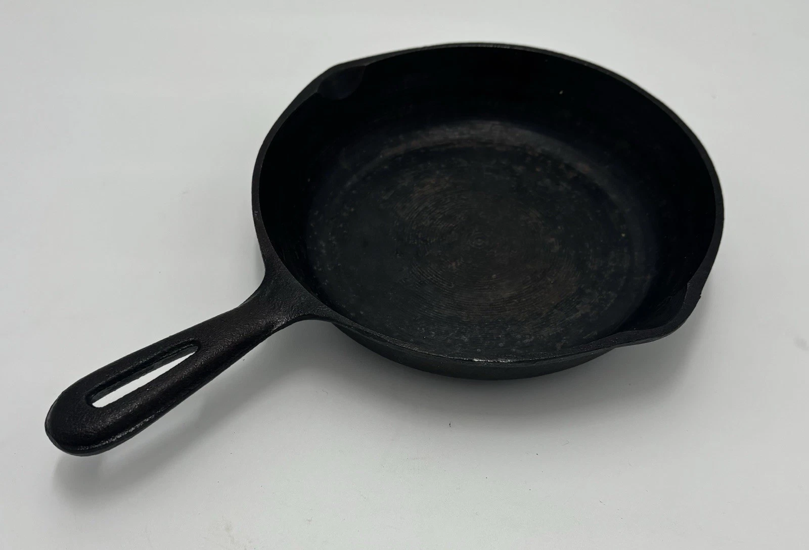 Cast Iron Mini Skillet Pan 6 1/2" Vintage Handled Double Pour Spouts 10" Total L