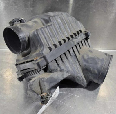 2009-2015 Honda Pilot Air Intake Cleaner Box  Used