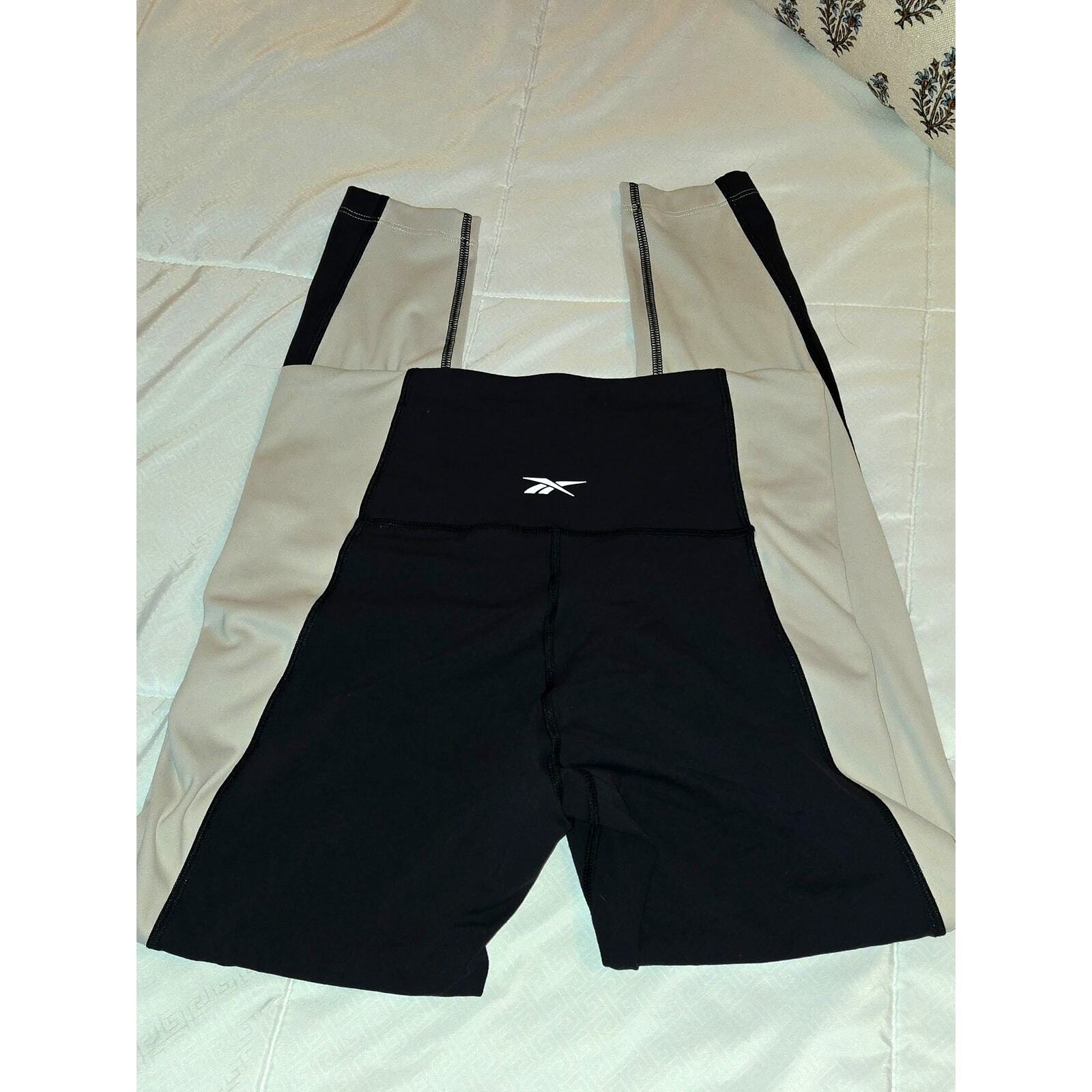 Women's Reebok LUX High Rise Leggings Size Medium