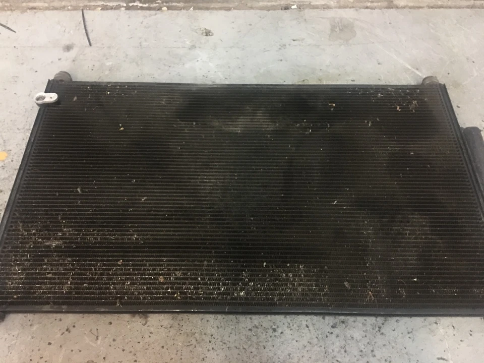 USED Denso A/C AC Condenser Acura RL 2005-2012 - Image 2 of 4