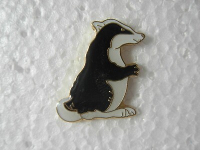 Badger shape pin badge. Lapel. Brand new. cartoon version. Wildlife Countryside