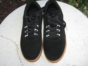 etnies size 5