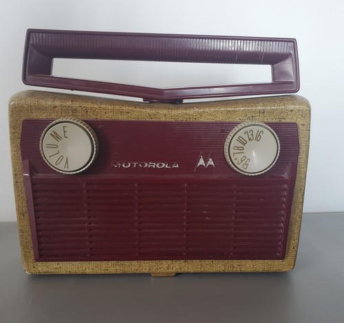 Vintage 1957 Motorola Portable Radio Model 5P31A Untested Roto-tenna Display
