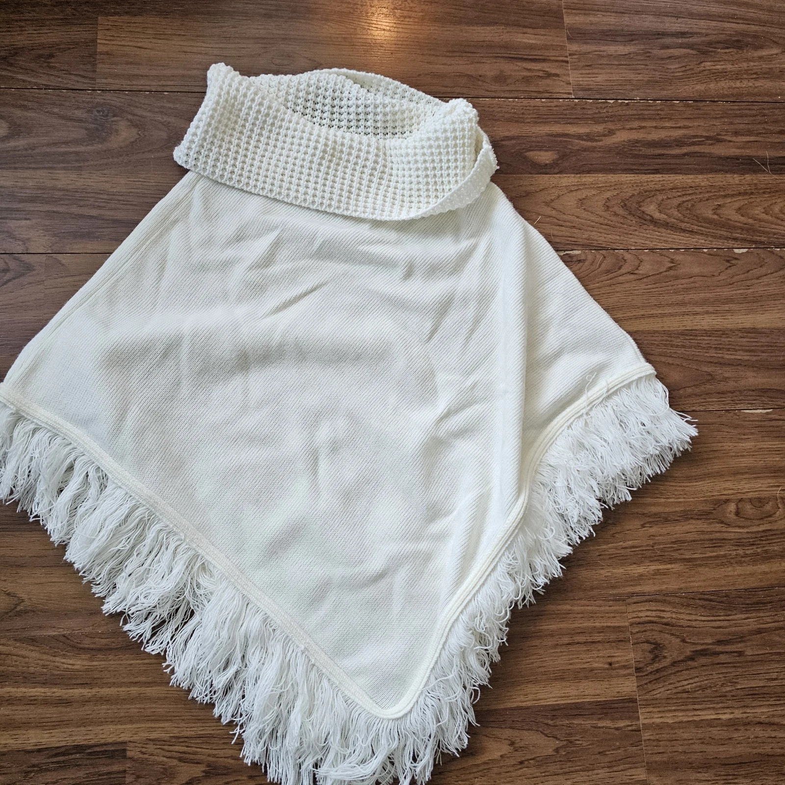 Vintage Knit Poncho Cape with Fringe Turtleneck Ivory Grandmacore Cottagecore