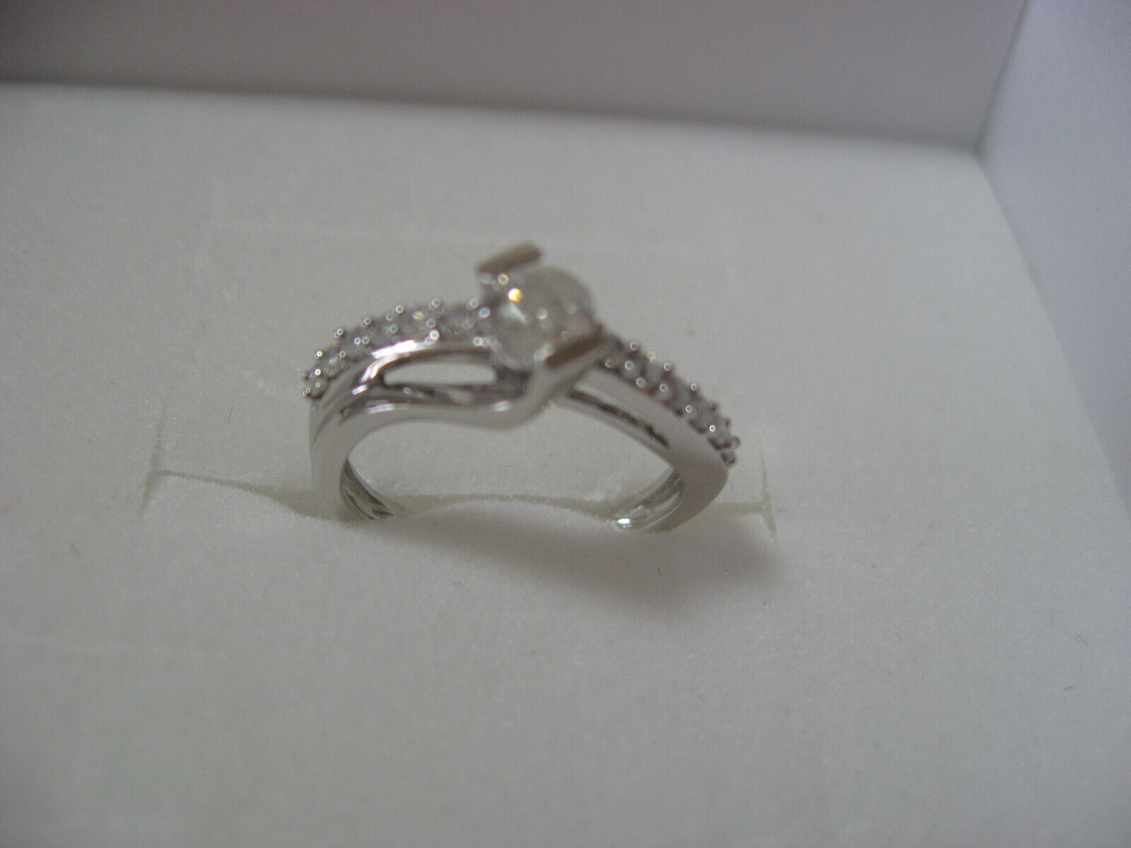 1/2 Carat TDW Diamond Engagement Ring  1kt white … - image 1