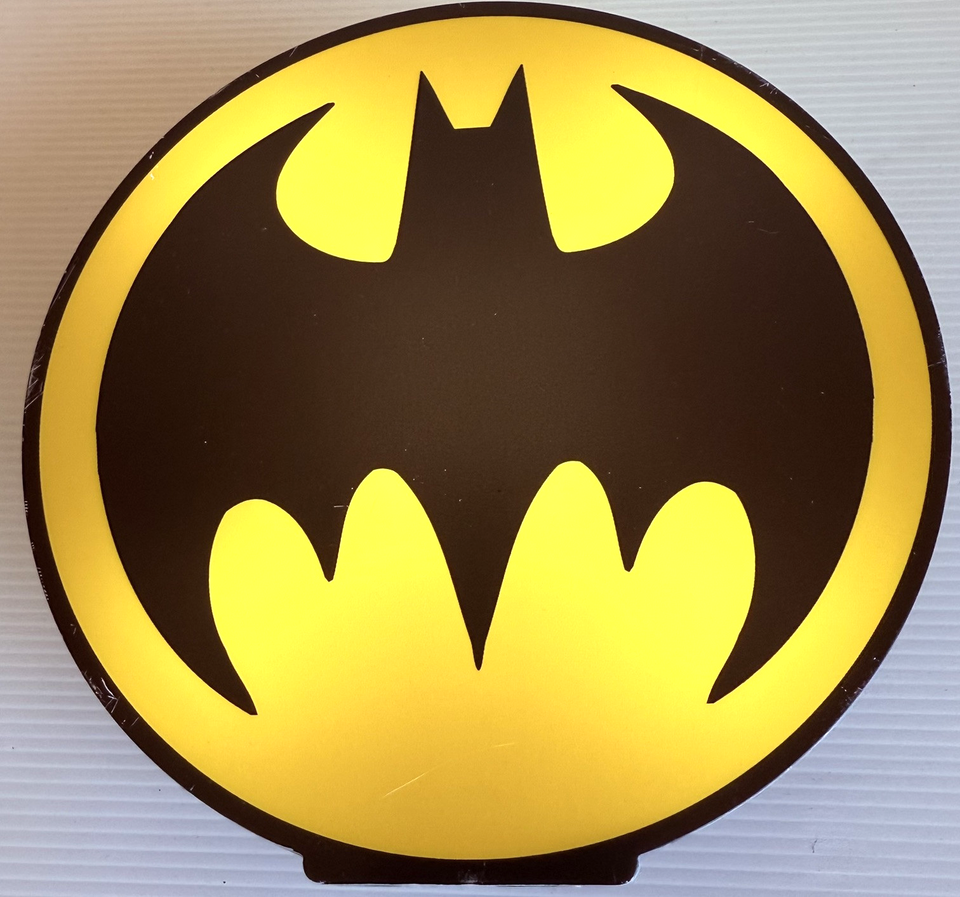 Batman Paladone Mini Logo Licht | Offiziell Lizenziert, Mit Batman-Logo | Batteriebetrieben (AAA, Nicht Inklusive)