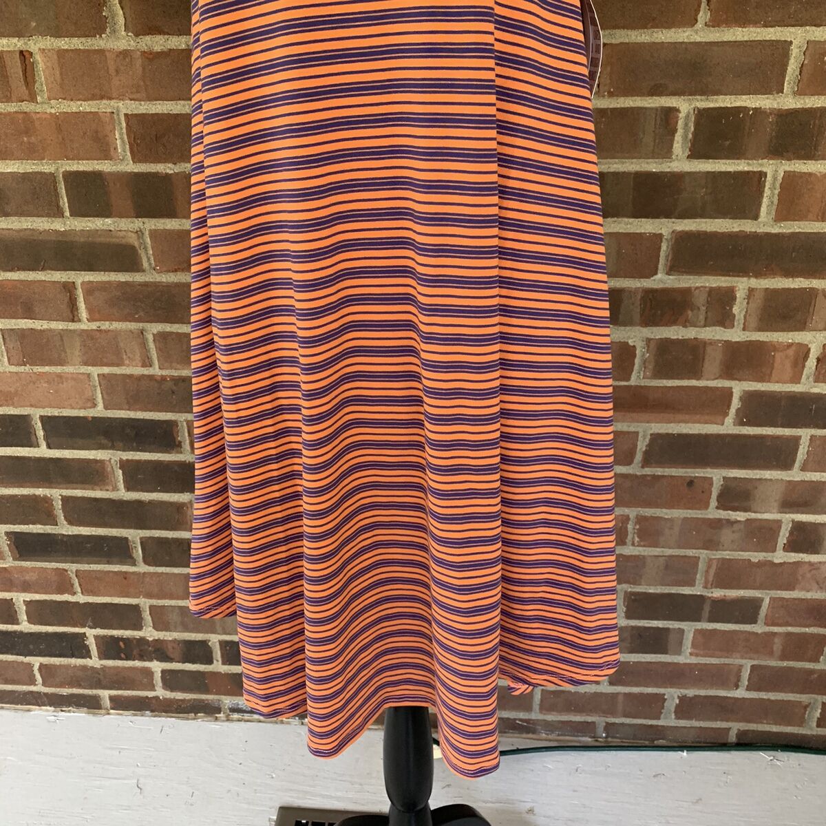 Lularoe Carly (Small) (Blue and Brown Patterns) : : Clothing,  Shoes & Accessories