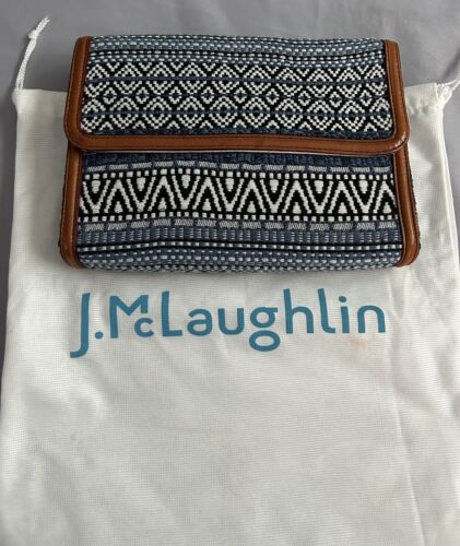 J. McLaughlin Woven Handbag Clutch in dust bag bl… - image 1