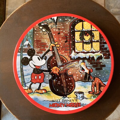 Disney Music Christmas Snow Mickey Mouse Pluto Chocolate Caramel