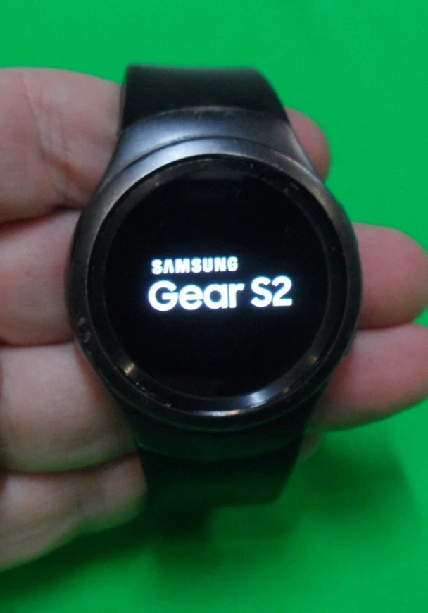ギャラクシーギアs2 検証】スマートウォッチ界の第三極？ SAMSUNG『Gear S2』を1週間使って