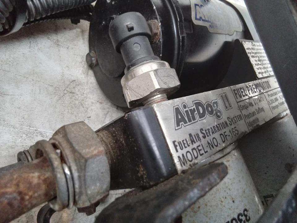 Sistema de separação de ar combustível para cães de ar somente retirada local para 10 Ford F350SD - Imagem 3 de 3