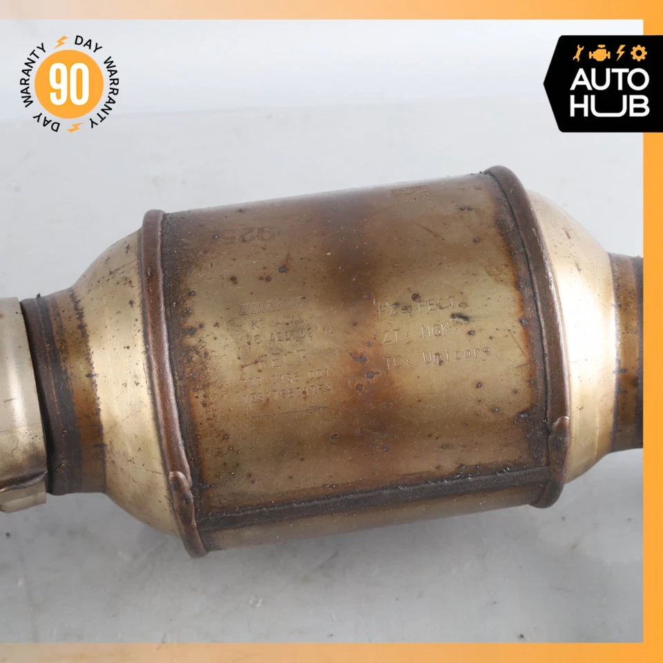 Tubo descendente superior de escape del motor 14-19 Mercedes W117 CLA45 GLA45 AMG M133 2,0 L FABRICANTE DE EQUIPOS ORIGINALES Foto 3 de 4