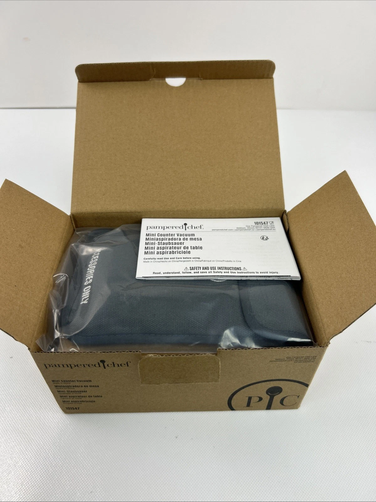 Pampered Chef:Mini Counter Vacuum-FreeShipping- New Open