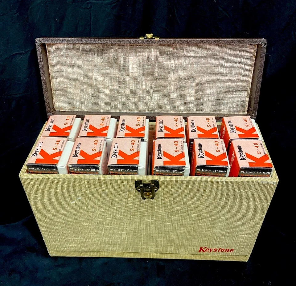 Vintage Keystone Hard Slide Protector Case And Slide Holders - Image 2 of 4
