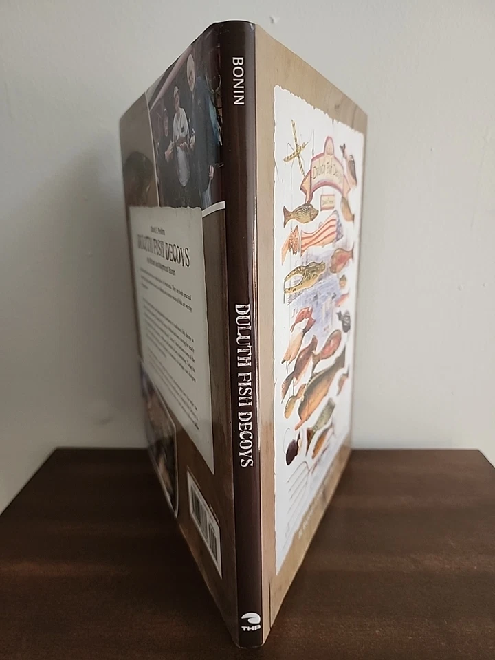 Duluth Fish Decoys - SIGNED by David E. Perkins, First Edition Hardcover With DJ — 第 2/4 张图片