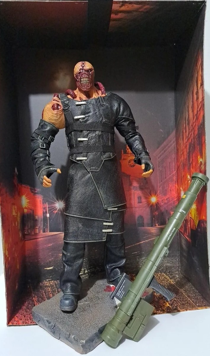 Resident Evil 3 Nemesis 1/6 Scale Collectible Figure Capcom World