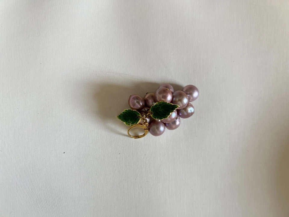 Pendientes de perlas naturales de agua dulce genuinos hechos a mano elegantes con racimo de uva Foto 4 de 4