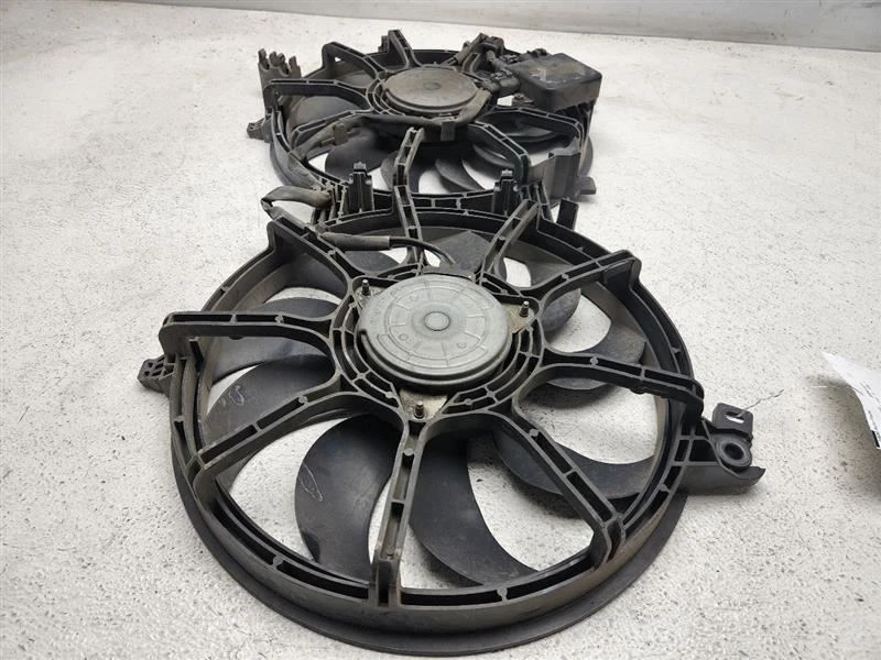 Conjunto de ventilador de motor ventilador de radiador Infiniti G37 2009-2013 OEM 21481JK00A Foto 2 de 4