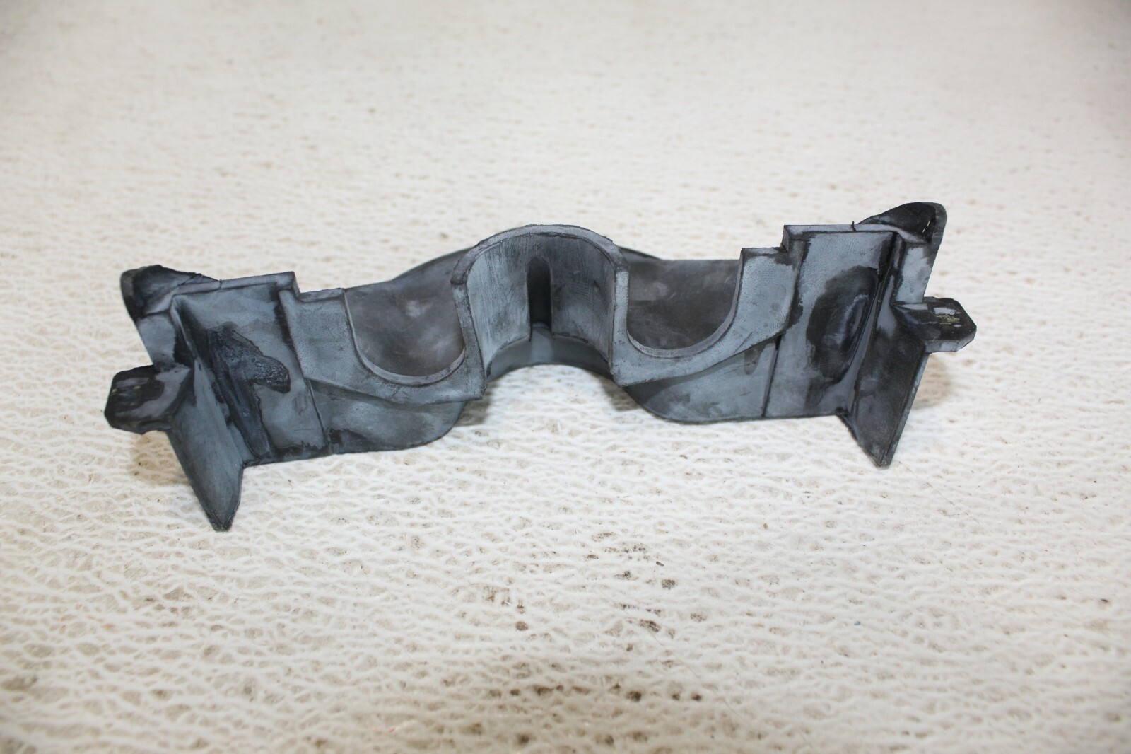 02-18 TOHATSU MD75C2 NISSAN NSD115A NSD90B BOTTOM COWL GROMMET A # 3C7671640