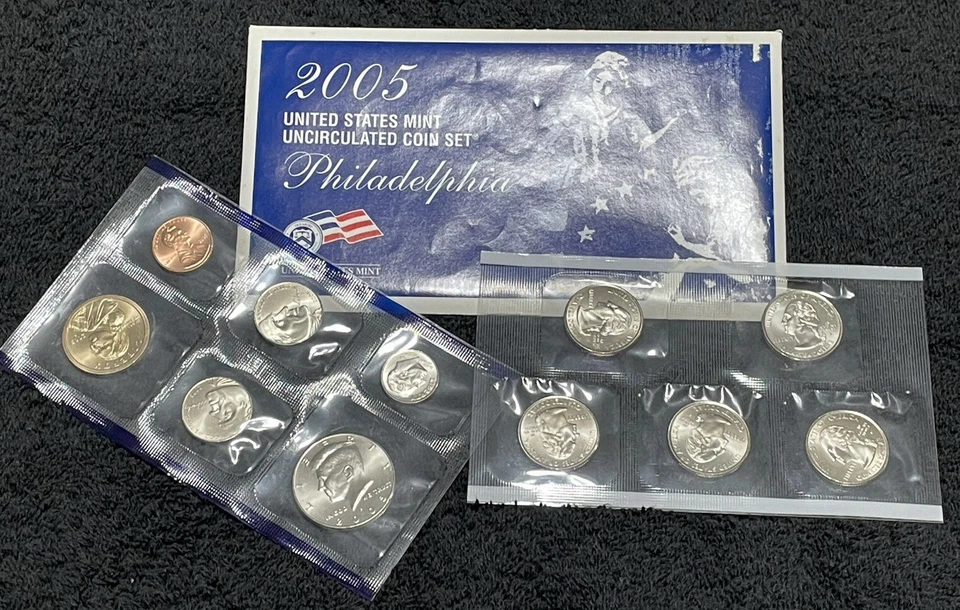 2005 Mint Sets P&D! 22 Coins In UNOPENED BOX - UNSEARCHED Coins! - Image 4 of 4