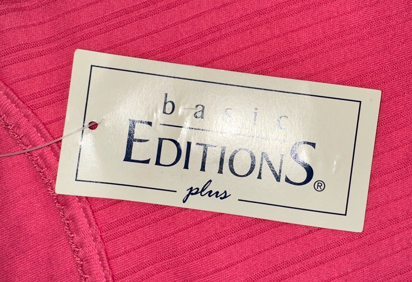 NWT Vintage Basic Editions Plus Crew Neck Short S… - image 5