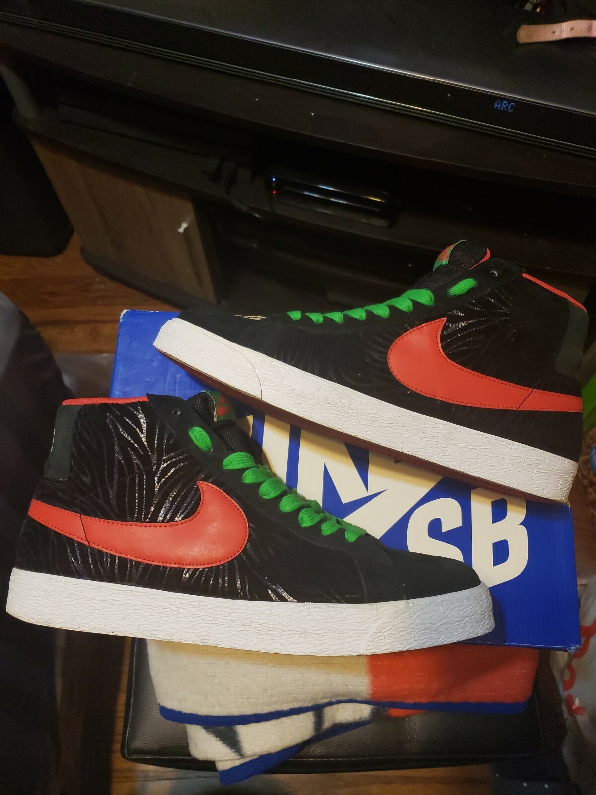 a tribe called quest nike