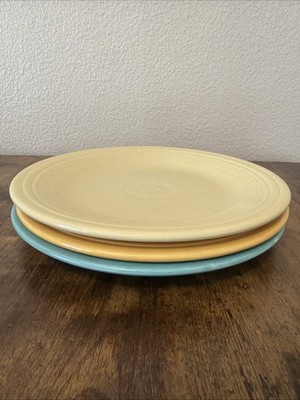 Fiestaware Fiesta Set of Four 10'' Dinner Plates Dark Yellow-Yellow-Turquoise-