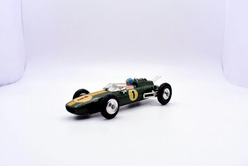 Modellini auto FORMULA 1 scala 1:43 lotus climax F1 corgi toys modellismo asta - Immagine 2 di 3