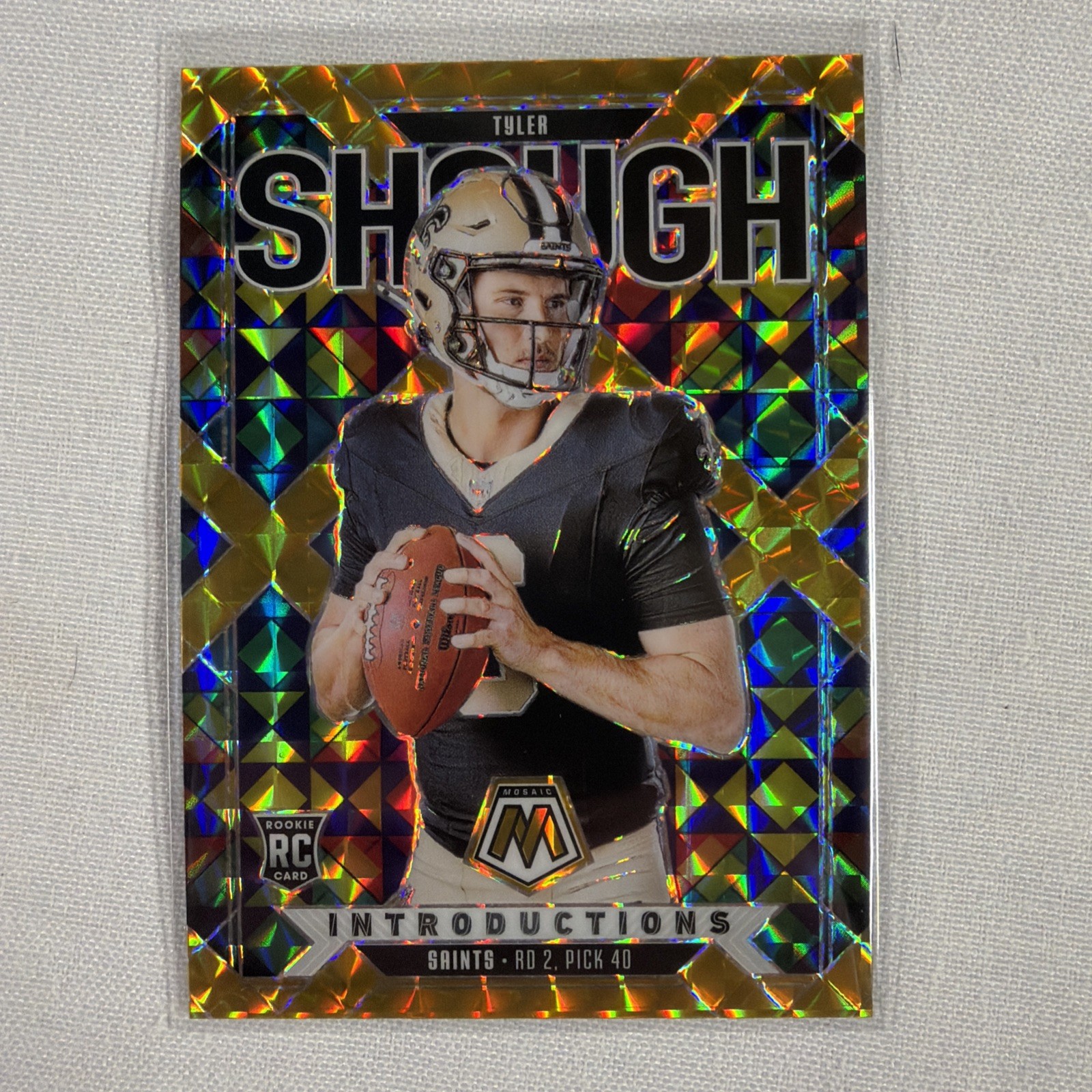 2025 Panini Mosaic Tyler Shough Introductions Gold Prizm Rookie RC Card 04/10