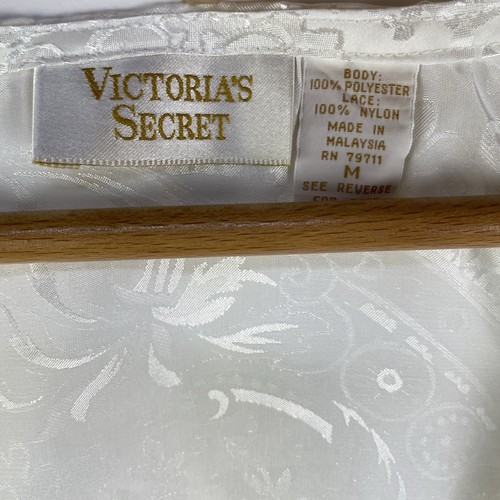 Vintage Victoria Secret Gold Label Trägertop weiß Satin Spitzenbesatz Knopfleiste Gr. M - Bild 6 von 11