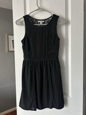 American Eagle Women’s Sheath Dress Black Lined Sleeveless Zip Lace Back Size 00