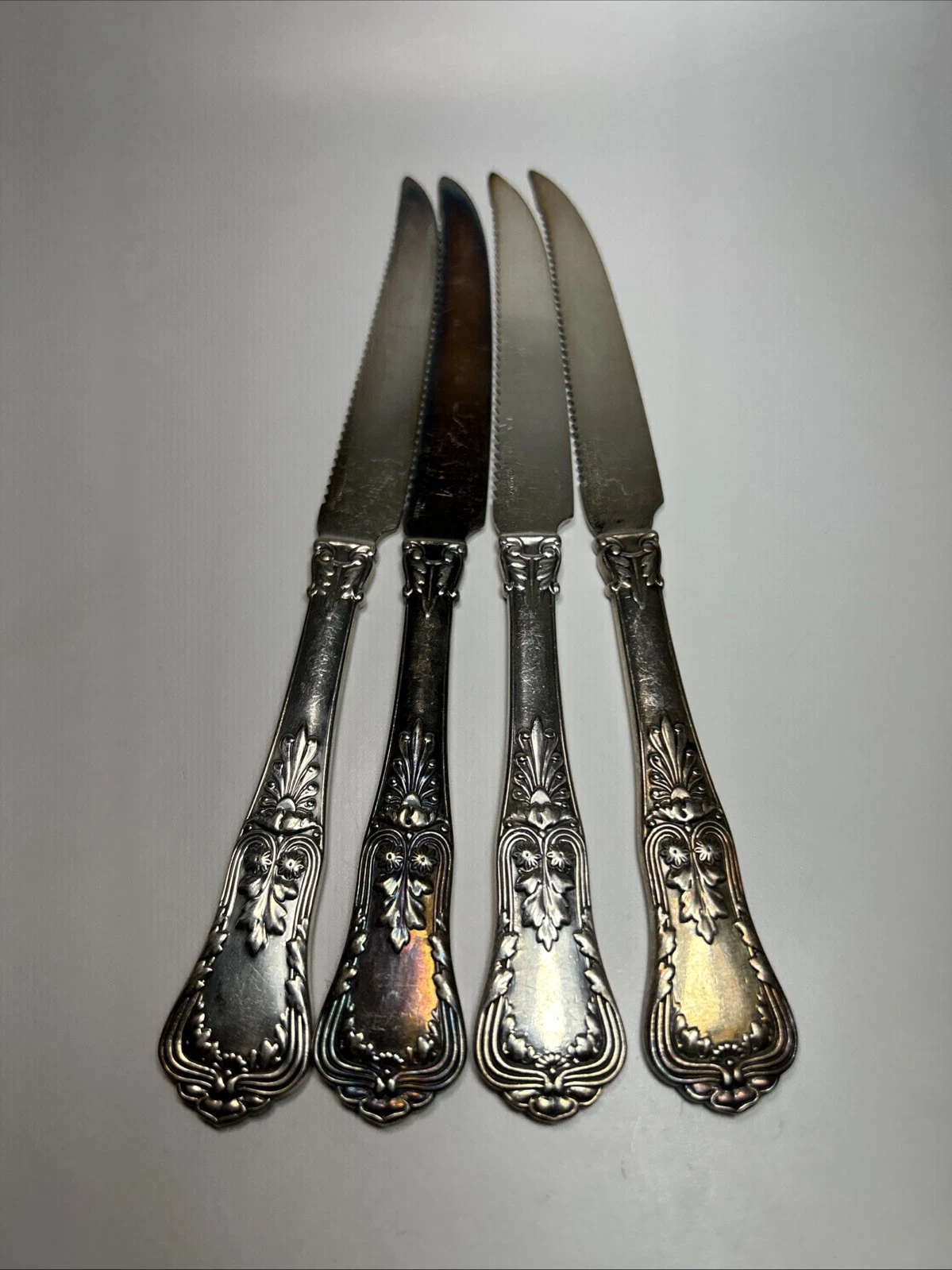 Antique 4x Tiffany & Co Regent EP Silverplated Serrated Fruit Knives Monogram