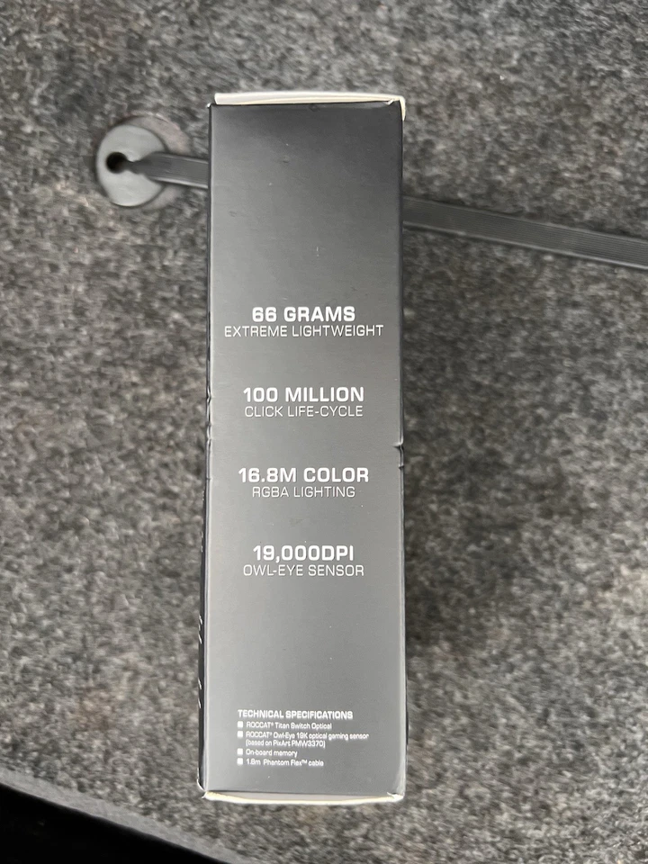 Roccat Burst Pro Gaming Maus PC/Mac Ultraleicht RGB 16.000 DPI Weiß Neu & OVP - Bild 2 von 4