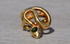 Ladies 18K Yellow Gold Snake Ring set with Peridot