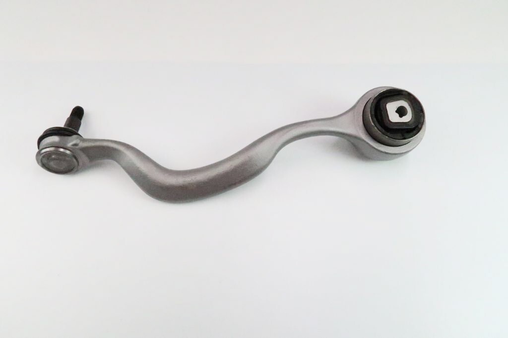 Rolls Royce Cullinan right lower control arms wishbone tension strut #1425