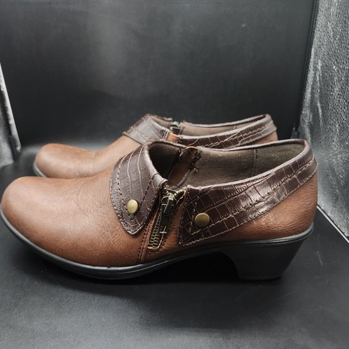 Easy Street Darcy Women's 7.5M Side Zip Brown Shoes Booties Vegan Leather