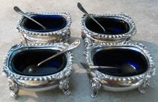 Lot of 4 MS England Silver Plate Open Salts w Spoons + Cobalt Glass Inserts