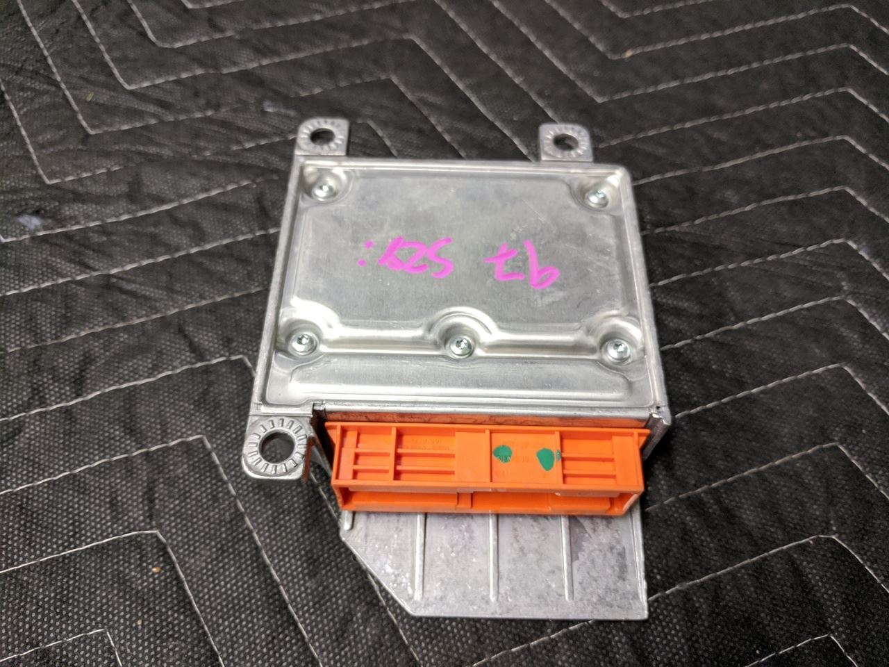 BMW E36/E38/E39/E46 Airbag Control Module 65778374799 | eBay