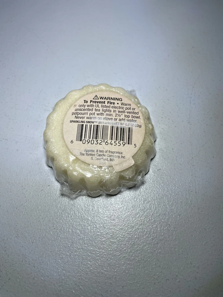 Yankee Candle Sparkling Snow Scent Tart Wax Melt - Image 3 of 3