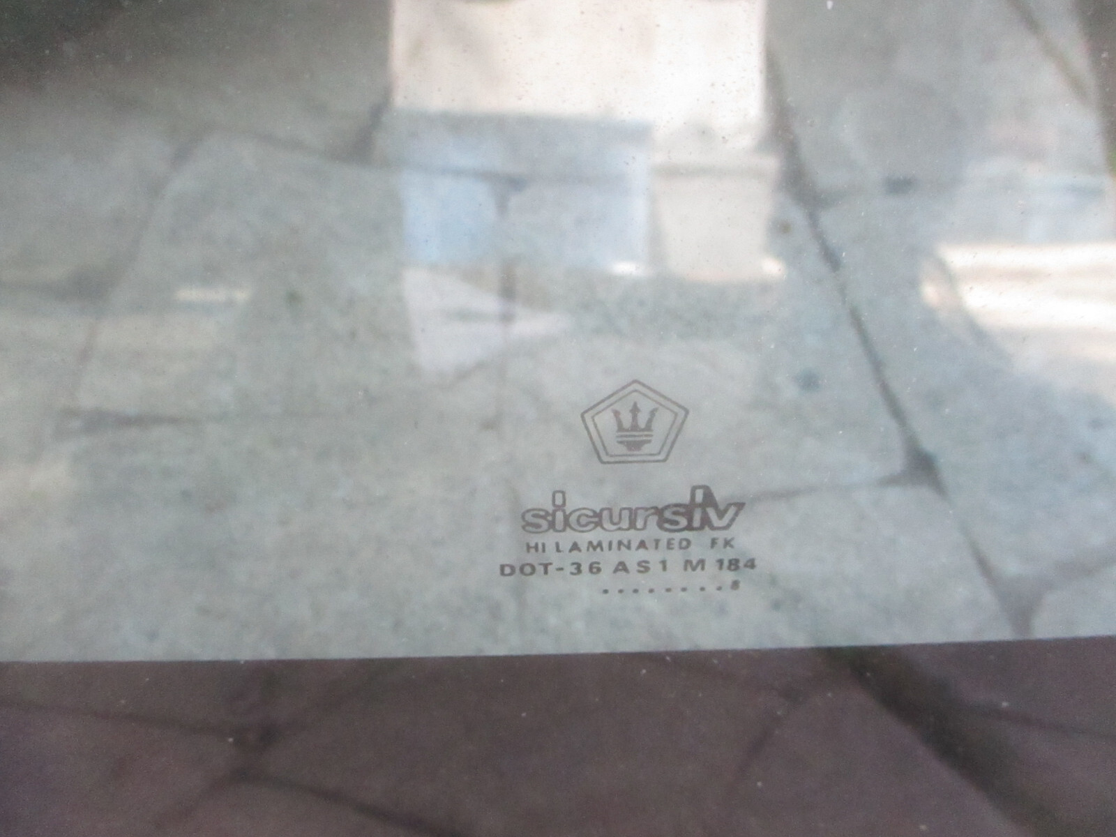 Windshield Glass Chrysler Maserati TC 89 90 91