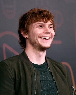 EVAN PETERS 8x10 PHOTO *