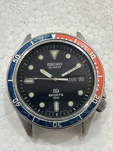 Vintage SEIKO 7546 Stainless Steel Quartz Men's Diver Watch --For Repair /Parts