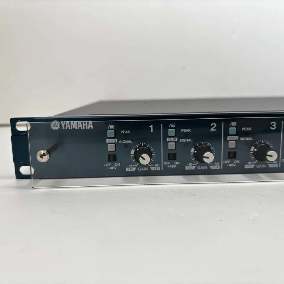 YAMAHA MLA8 8ch Microphone Preamplifier Pro Audio Equipment with front cover - Image 2 of 4