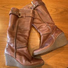 UGG Australia Women s Brown Leather Knee-High...