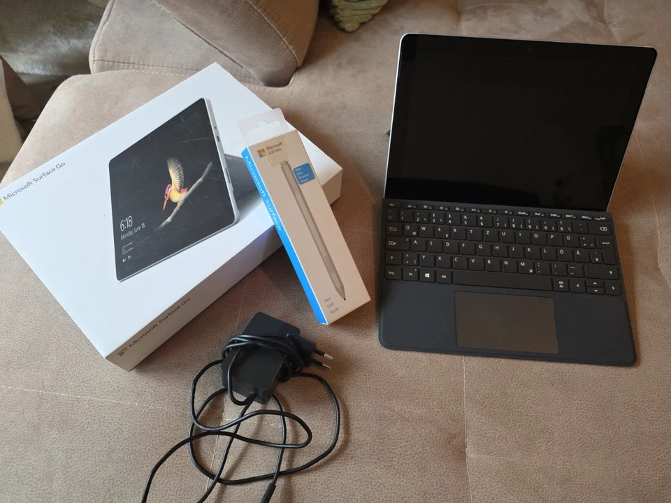 microsoft surface go Model 1824